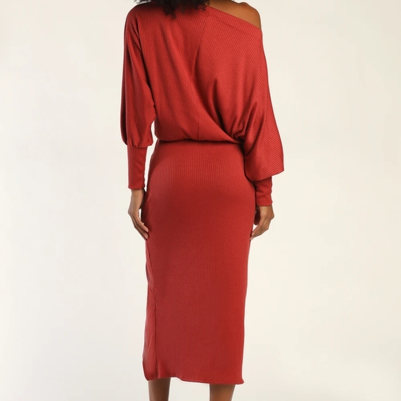 Lulu's Midi Dress - Picture 4 of 6